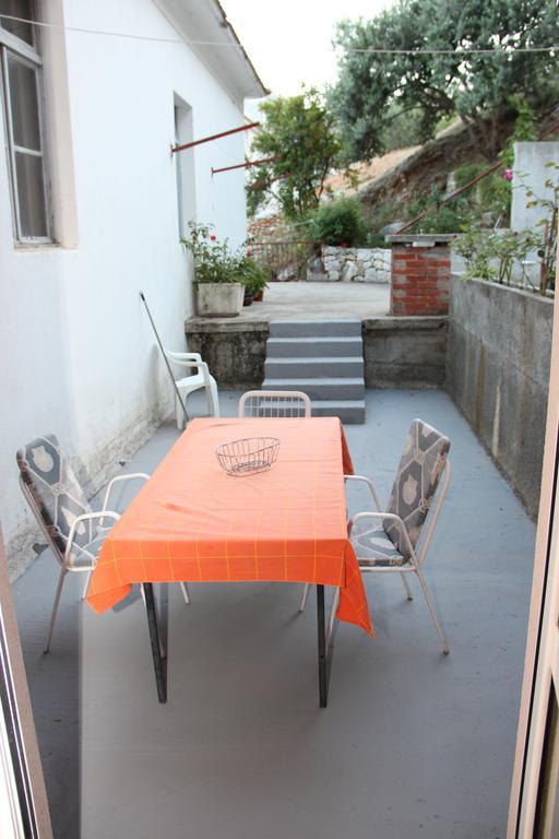 Apartment Perica Omiš Cameră foto